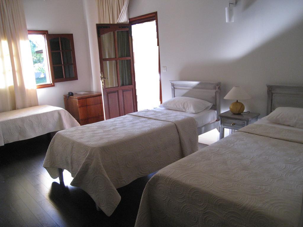 Le Domaine Des Pierres Hotel Saint Pierre Phòng bức ảnh