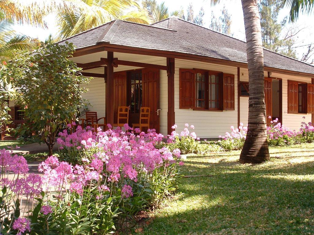 Le Domaine Des Pierres Hotel Saint Pierre Ngoại thất bức ảnh