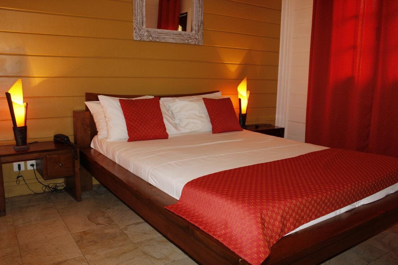 Le Domaine Des Pierres Hotel Saint Pierre Ngoại thất bức ảnh